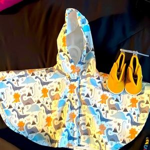 Baby’s rain jacket with booties size 0-6 months